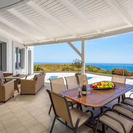 Zafira - Seaview Manor With Heated Pool Вилла *