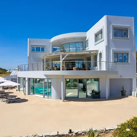 Zafira - Seaview Manor With Heated Pool Вилла *