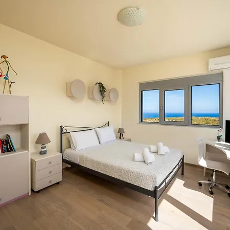 Zafira - Seaview Manor With Heated Pool Вилла *