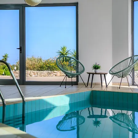 Вилла Zafira - Seaview Manor With Heated Pool Каллифея