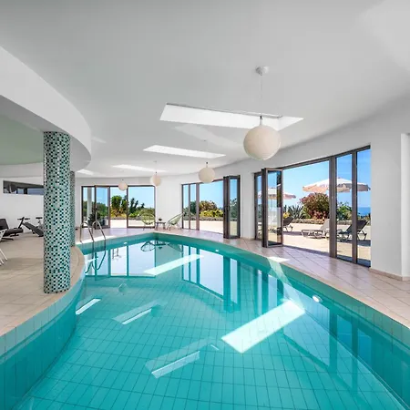 Zafira - Seaview Manor With Heated Pool * Каллифея