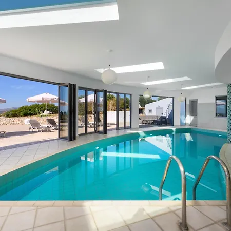 Вилла Zafira - Seaview Manor With Heated Pool